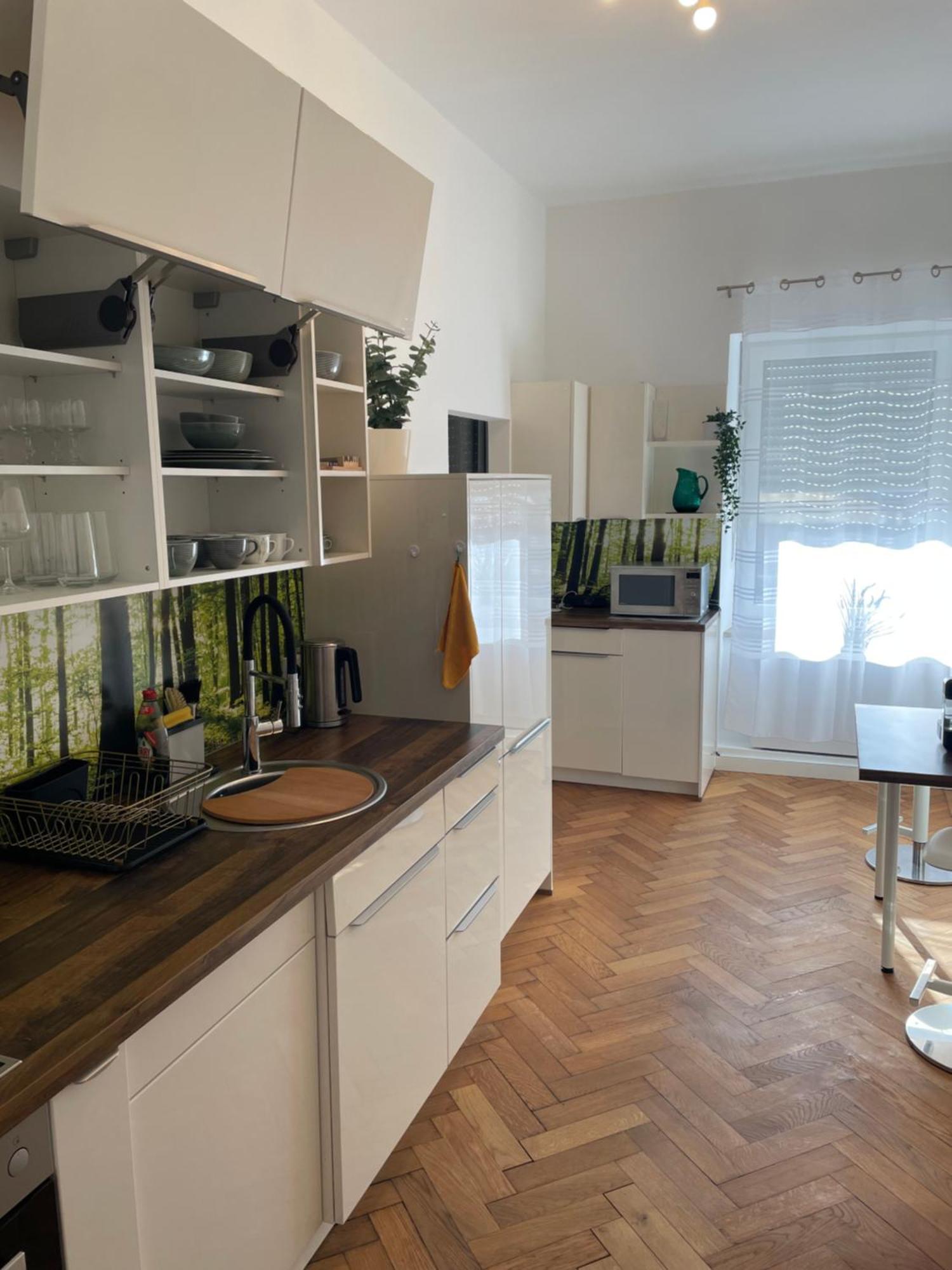 Grosse Wohnung In Westend Мюнхен Экстерьер фото