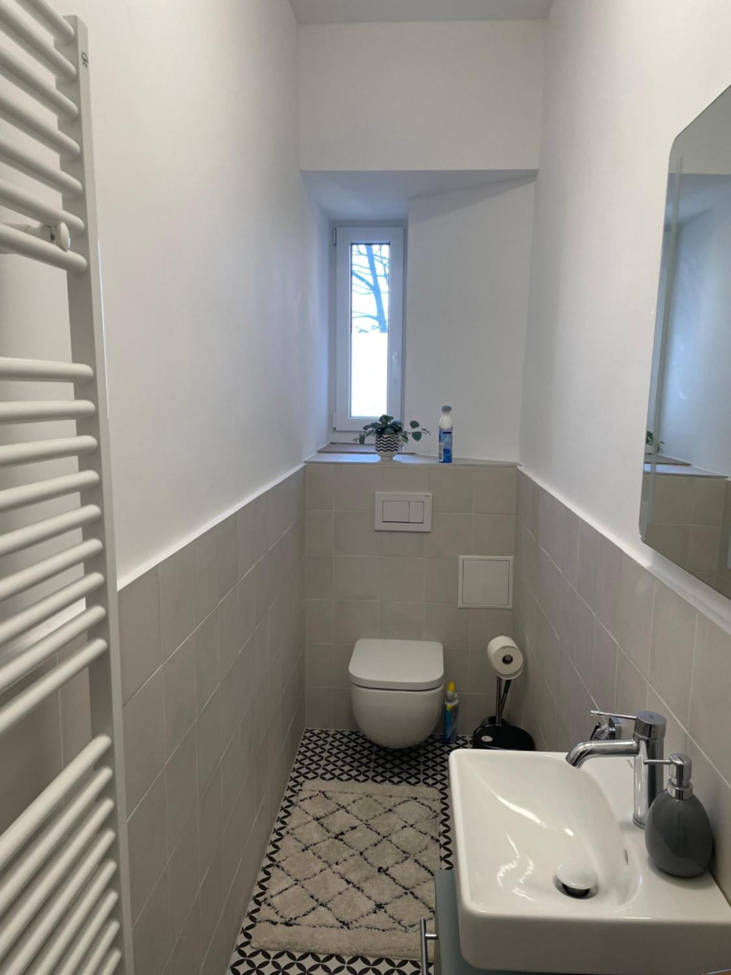 Grosse Wohnung In Westend Мюнхен Экстерьер фото